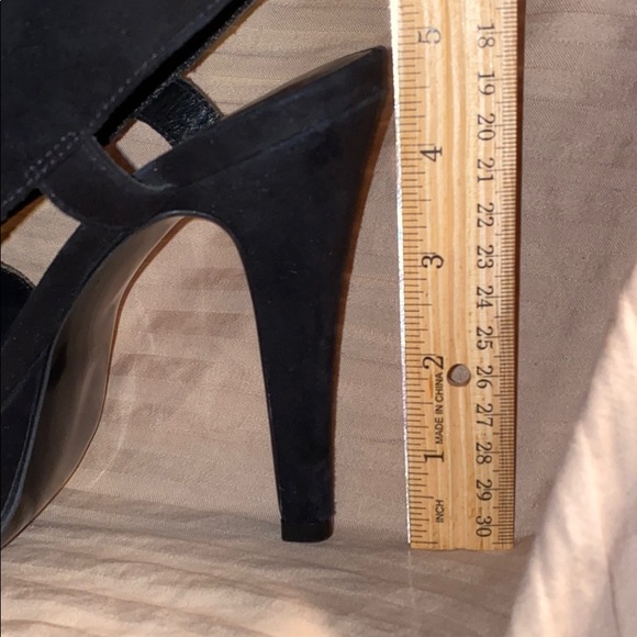 DVF Black Slingback Velvet Heels size 6 - Picture 8 of 8